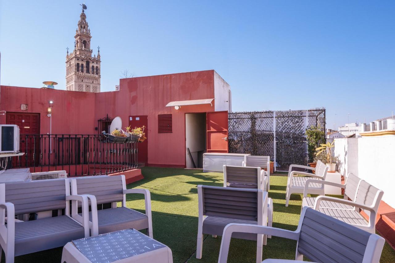Atico Lujo Junto A La Catedral. Giralda Apartman Sevilla Kültér fotó