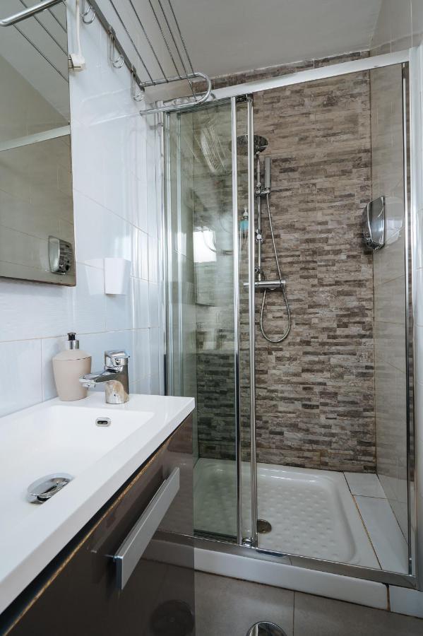 Atico Lujo Junto A La Catedral. Giralda Apartman Sevilla Kültér fotó