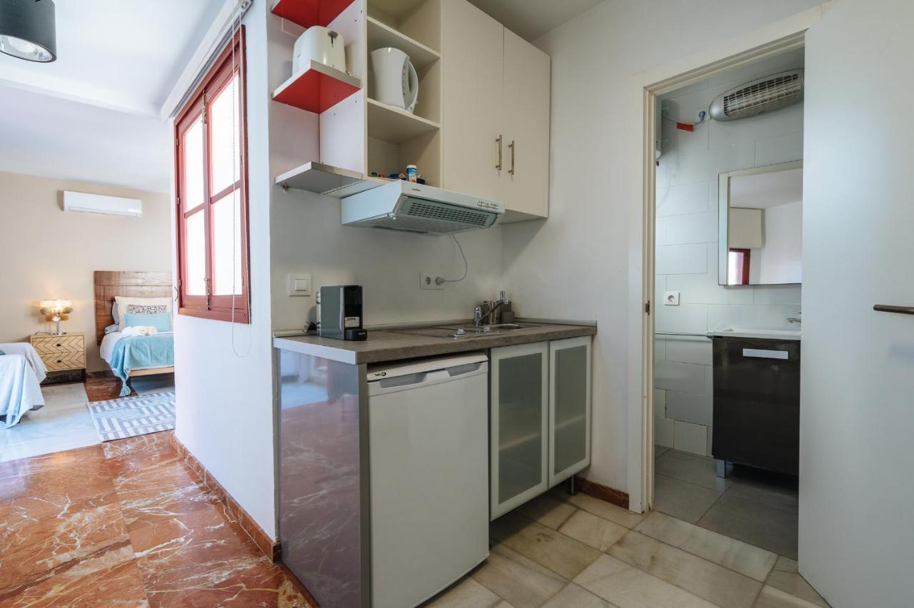 Atico Lujo Junto A La Catedral. Giralda Apartman Sevilla Kültér fotó